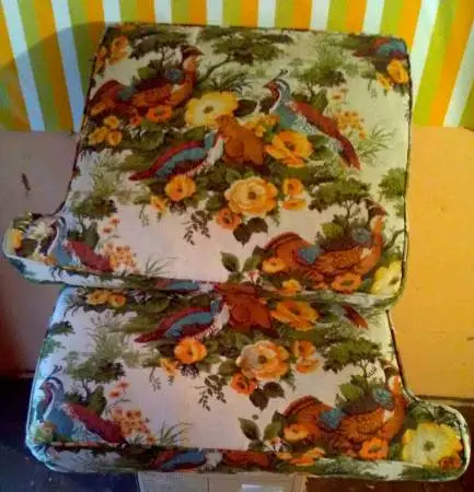 FLOWER COUCH CUSHIONS:
