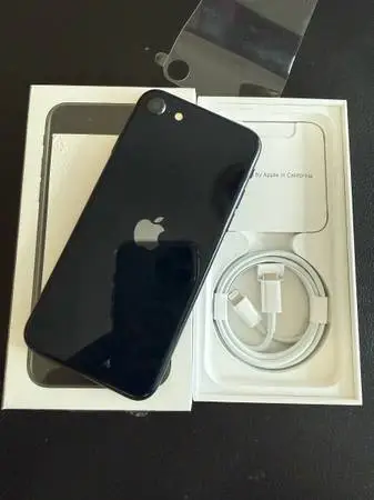 iPhone SE 3rd 64GB