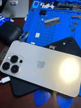Best in town phone repair
