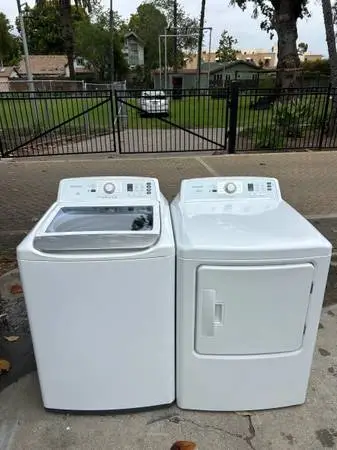 Warranty//free installation delivery Insignia HE washer and gas dryer