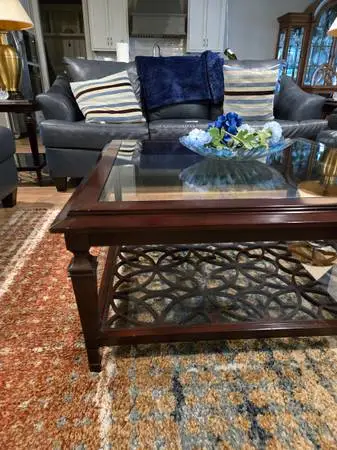 Cocktail Table 42 x 42