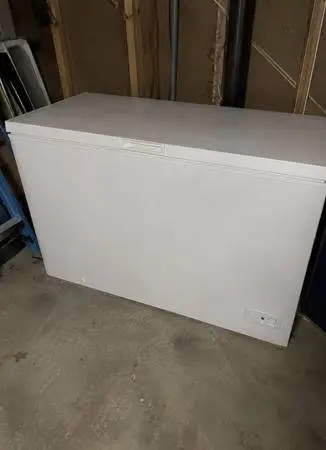 Deep Freezer – Excellent Condition