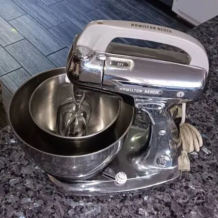 Vintage Hamilton Beach Chrome Mixer w/2-Stainless Steel Bowls