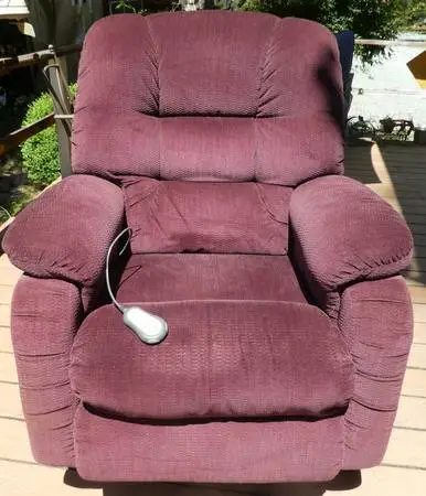 La-Z-Boy Touch Massage Recliner, manual footrest