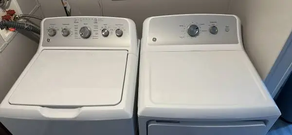 Washer and Dryer for sale i have to move in less than two weeks i meed Gone ASAP