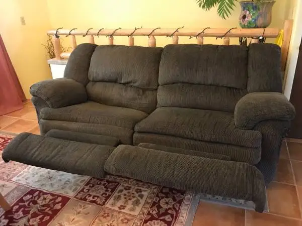 Reclining forest green sofa & XL single recliner chair, good condition