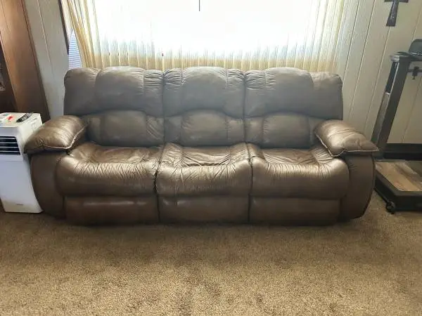 LEATHER COUCH