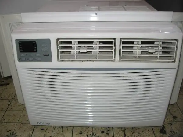 AIR CONDITIONER 10,000 BTU Only $80