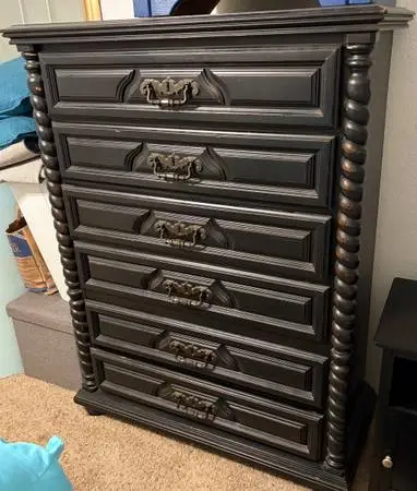 Antique Chest of Drawers