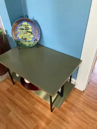 COFFEE TABLE