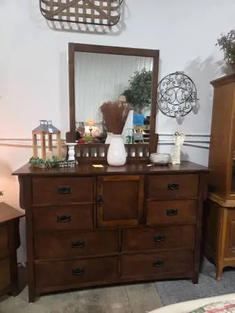 Mission Dresser & Mirror