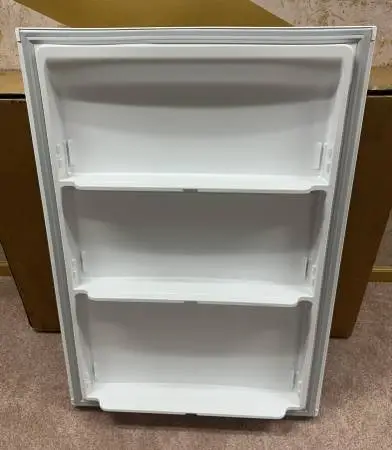 New Electrolux / Frigidaire White Refrigerator Complete Door Assembly
