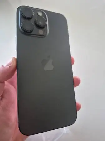 Verizon/xfinity Apple IPhone 16 pro max 256gb
