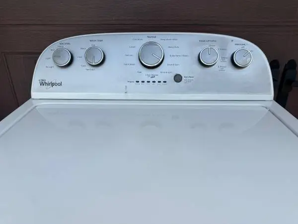 LIKE NEW WHIRLPOOL WASHER
