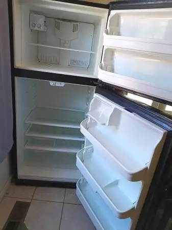 Fridgidaire Refrigerator