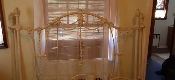 Cast Iron full bed frame with foot posts