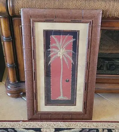*Beautiful Tropical Palm Print Professional Rich Brown Bamboo Frame***