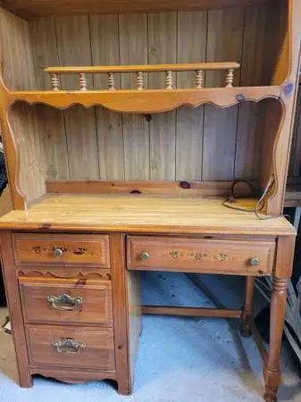Desk w/ Removable Bookcase & Side Table