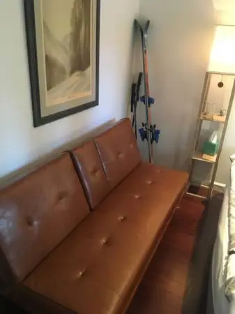 Couch / Futon excellent condition