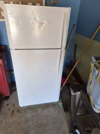Kenmore 18cf garage refrigerator