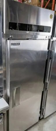 ⭐️ Delfield Commercial Single Door Freezer