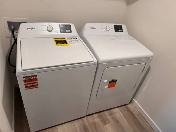 Washer dryer set brand new