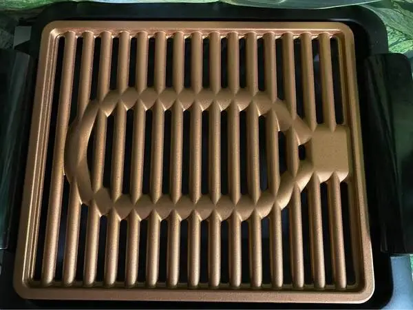 Electric Grill Smoke-Less by Gotham Steel --- Like New!