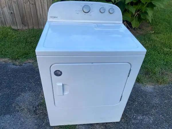 Clean working Whirlpool dryer delivered installed & 3 month guarantee