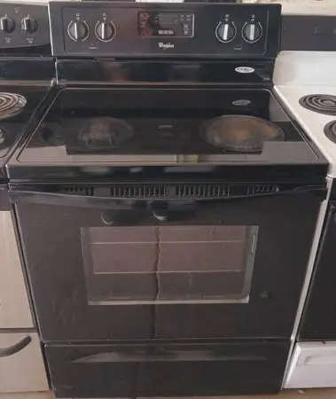 Black Whirlpool Glass Top Electric Stove