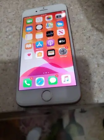 Rose Gold 256gb Apple Iphone 8 Unlocked Batt Health 87%