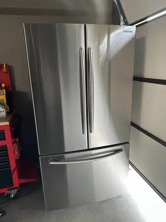 Refrigerator