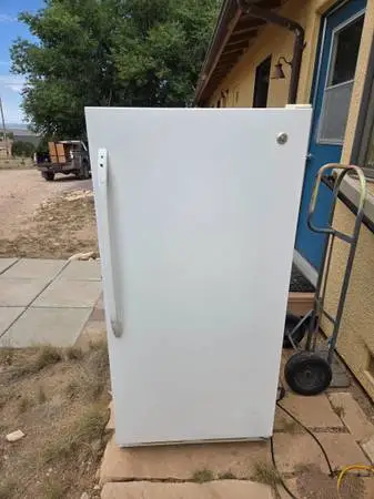 Garage refrigerator 14cu ft