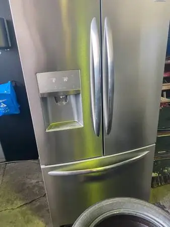 refrigerator  frigidaire gallery