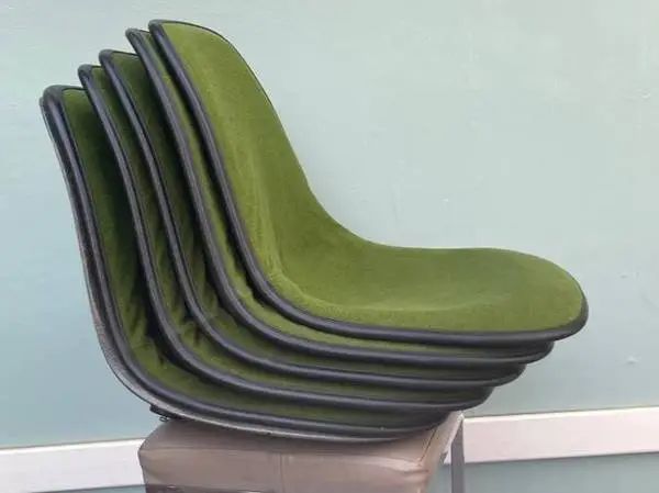 5 Restored Vintage Herman Miller Eames Fiberglass Chairs + SKP Mounts