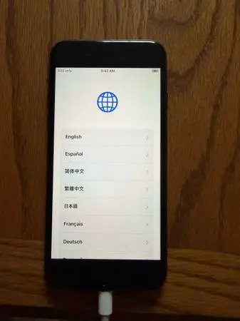 IPHONE 8