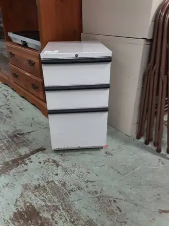 3 Drawers  File Cabinet  10041