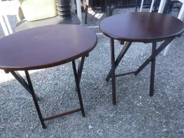 2 Folding TV Snack Trays
