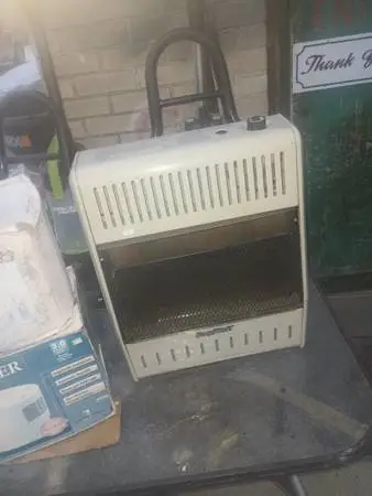 20000 BTU ventless dual fuel wall heater
