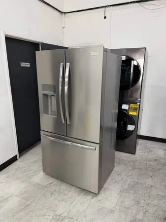 Frigidaire Gallery 22.6 Cu Ft French Door Refrigerator with Water and