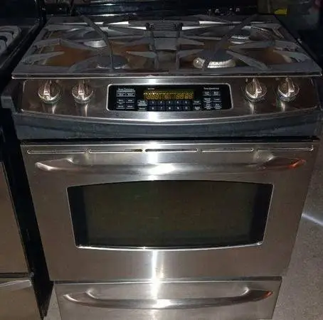 GE Real Stainless Steel Slide in Gas Stove/Convention Oven