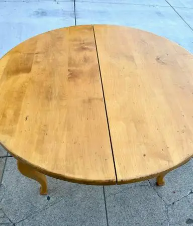 Long Expanding Dining Table