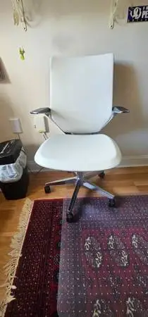 FLOW DESK CHAIR - WHITE
