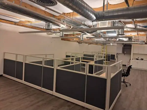 HOT DEALS ON NEW AND PRE-OWNED OFFICE FURNITURE AND CUBICLES