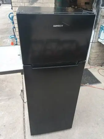 Black RV/Apartment Fridge