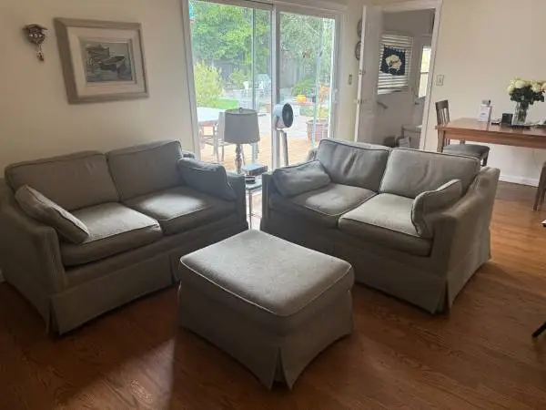 Sofa, 2 piece love seats with ottoman