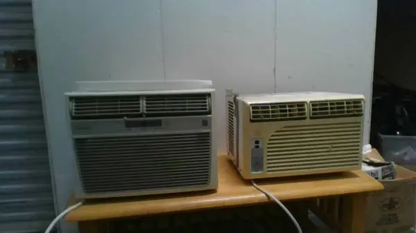 (2) AC UNITS Frigidiare & DAIWOO