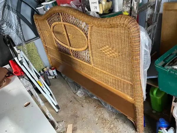 WICKER KING SIZE HEADBOARD