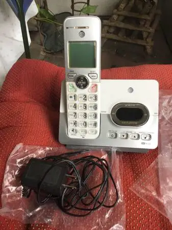 AT&T Cordless Digital Answering Machine System…Works Great!…
