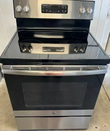 GE Stainless Steel Electric Stove 30”