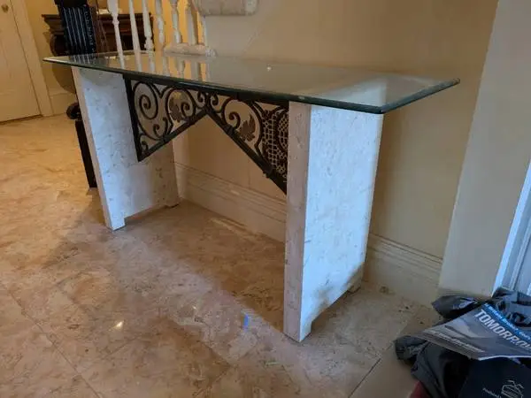 Lexington Furniture Glass Iron Table (1990s)